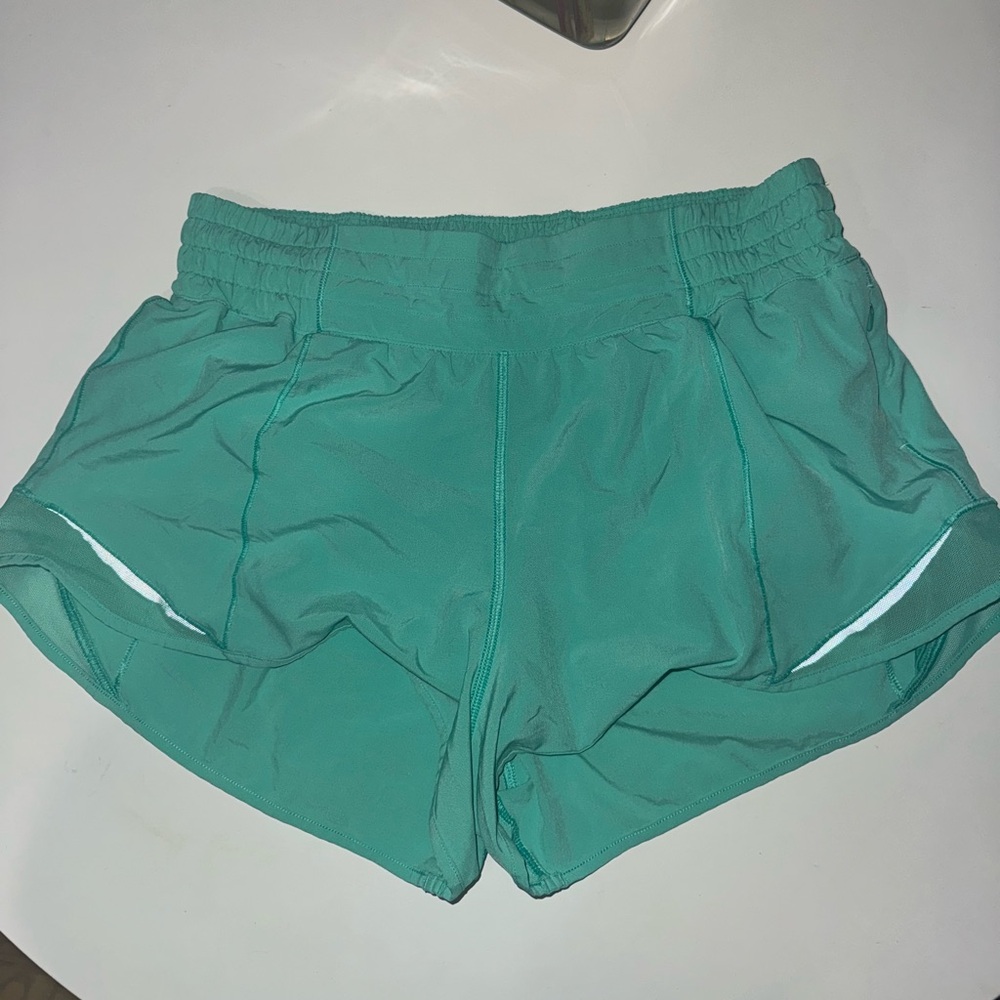 Lululemon high rise hotty hot 2.5